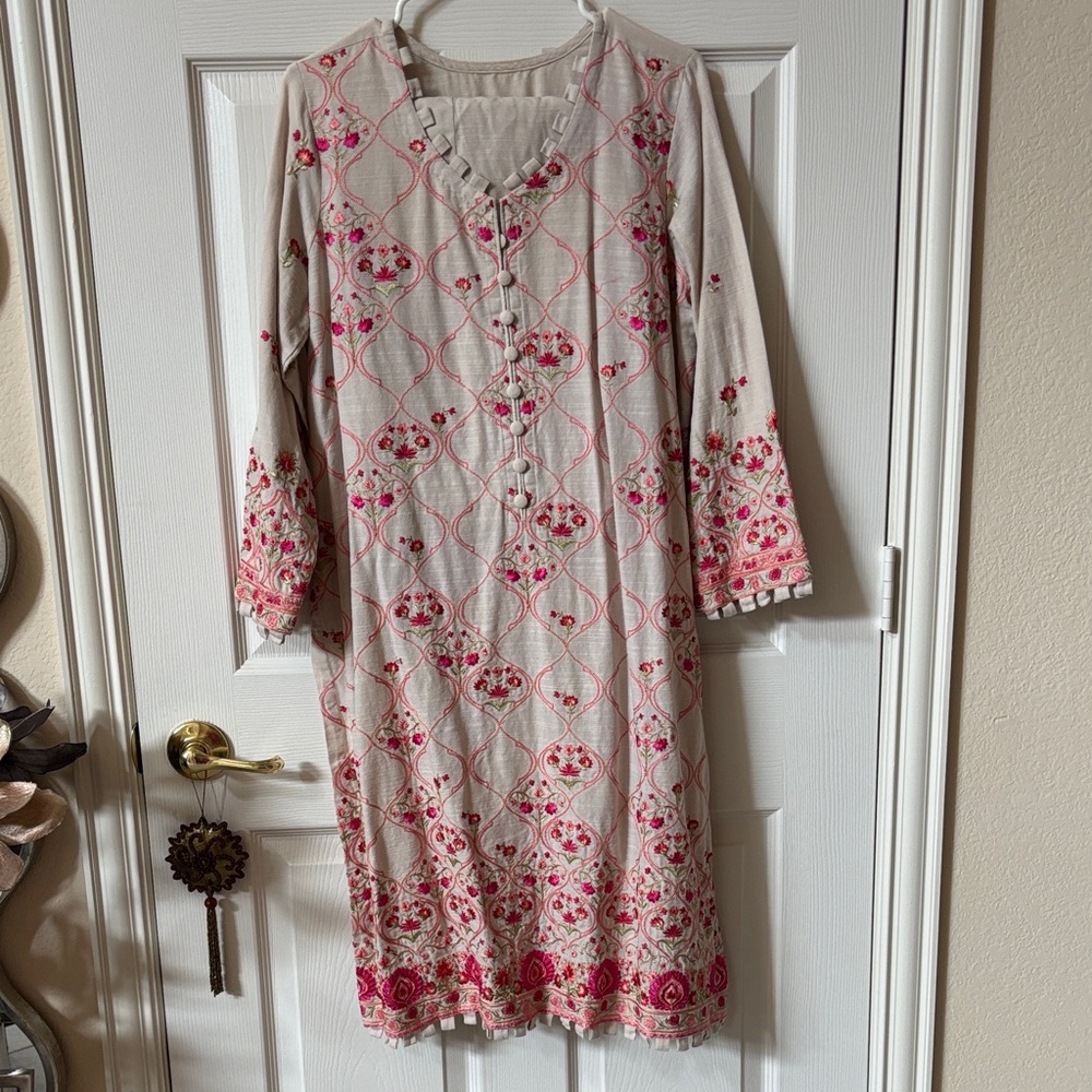 Pakistani and Indian desi outfit